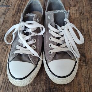 Converse grey size 7